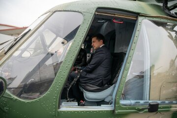 Мешки под глазами: Зеленский после марафона улетел на любимый курорт, фото слили в сеть