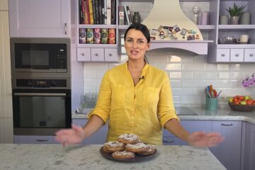 Стоит попробовать: "Мастер Шеф" Глинская дала рецепт заварных колец со сливочно-карамельным кремом