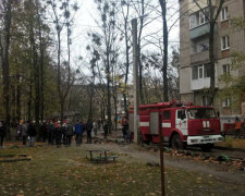 Виноват окурок: в киевской многоэтажке прогремел взрыв