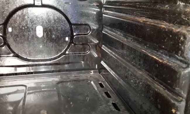 грязная духовка