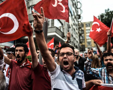 Турецкие националисты обвинили ЦРУ и Пентагон в организации путча