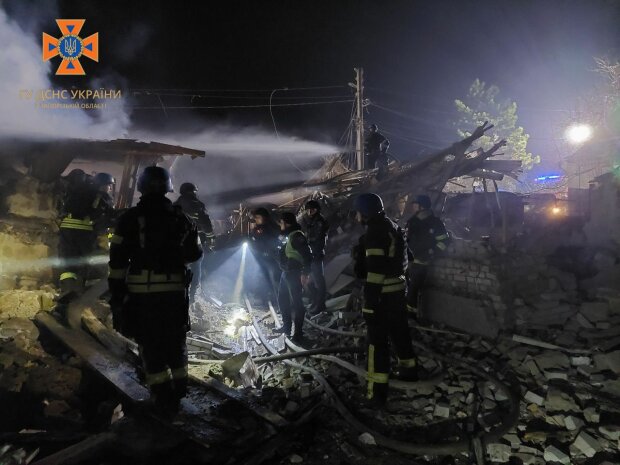 uOnIc0JunelF01v4ovIJUs1iO7wDCjtgCZ2NvgqG