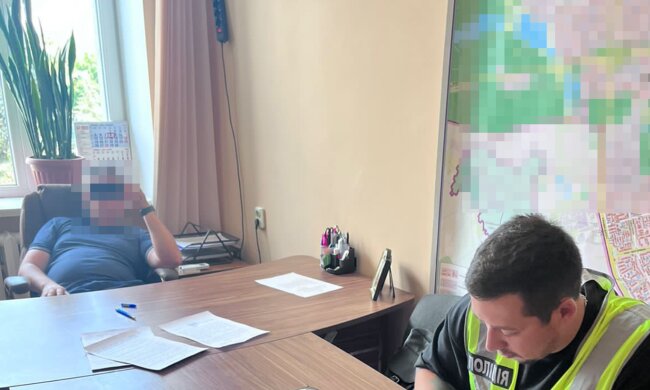 Чиновники у Києві привласнили 800 тисяч, виділених на укриття: за справу взялася Нацполіція