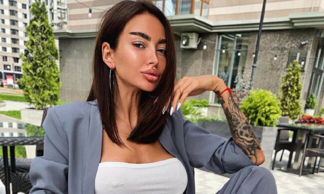 Олена Омович