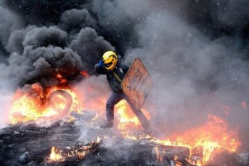 В Киеве восстановили главный «символ» Майдана: «Выгорел во время Революции Достоинства»
