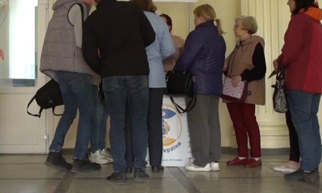 Бесплатные продукты для ВПЛ и пенсионеров в Харькове