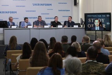 Дискусія "Друга світова війна: архітектура пам’яті та міжнародної безпеки": історична пам'ять як чинник сучасної безпеки"