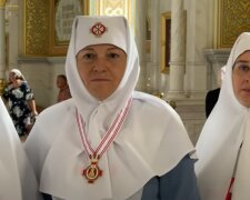 Одесское сестринство милосердия УПЦ наградили орденом РПЦЗ