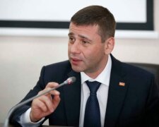 Олег Великин