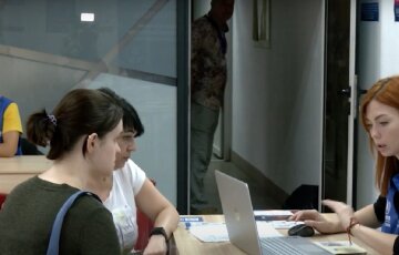 Грошова допомога для ВПО в Харкові