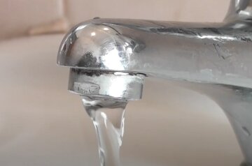 Отключение воды в Киевской области