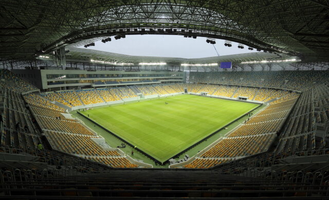 В Украине начнут производить искусственные футбольные поля