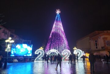 Новый год, Пасха и другие праздники: сколько дней в 2022 году будут отдыхать украинцы