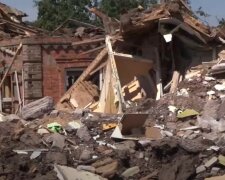 "Мене двері врятували": постраждалий пенсіонер розповів, як дивом вибрався зі зруйнованого будинку, відео