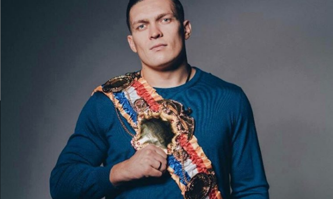 Александр Усик