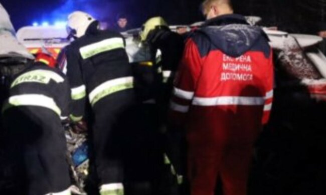 "Машина не тормозит": жуткое ДТП произошло c бензовозом в Харьковской области, кадры