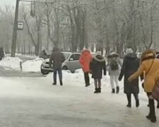 Погода не пощадит, украинцев предупредили о резком похолодании и гололедице: по каким областям ударит