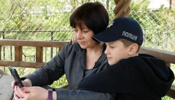 Став справжнім захисником: 11-річний Максим почав працювати, щоб відправляти допомогу на передову