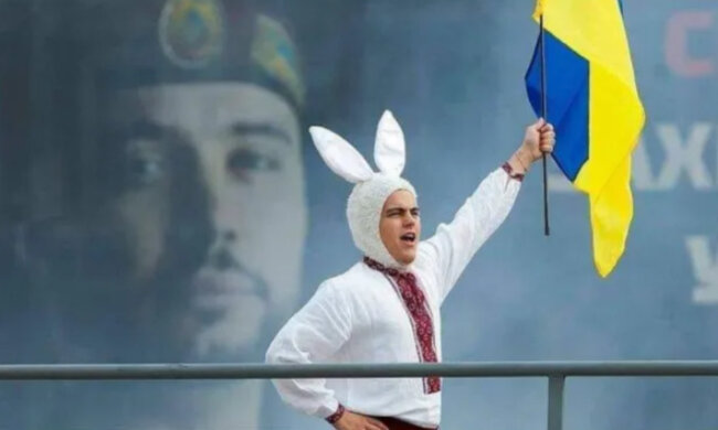 "Кролик" з концерту до Дня Незалежності образив українців: "у людей немає мізків!"