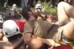 Вибух у Бейруті: з'явилися кадри чудесного порятунку жителів з-під завалів