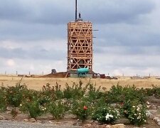 В Україні встановили найбільший гранітний пам’ятник на планеті (фото)