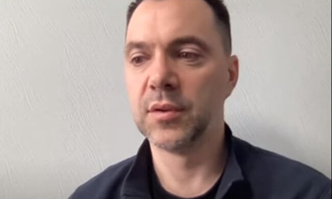 Поставлен срок: Арестович объяснил, как и когда Украина будет возвращать Крым