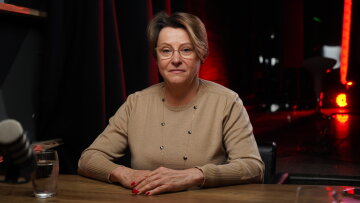 Ніна Южанина