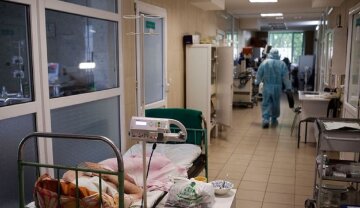 "Медперсоналу немає": у лікарні на Одещині родичів змушують доглядати за ковід-пацієнтами