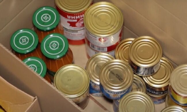 Безкоштовні продукти для ВПО та пенсіонерів у Запоріжжі