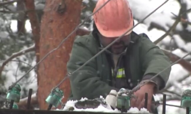 Графики отключения света в Винницкой области на 26 февраля