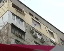 У Києві горе-будівельники обрізали газову трубу в багатоповерхівці: будинок опинився під загрозою вибуху
