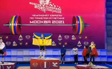 "Молодець, пишаємося": на честь нашої чемпіонки в Москві пролунав гімн України, приголомшливе відео