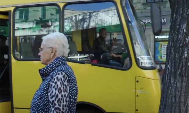 Новый график движения транспорта в Ивано-Франковской области