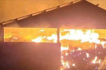 Окупанти завдали масованого удару по Дніпропетровщині, розгорілася пожежа: фото та дані про постраждалих