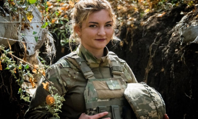 "Не маю права залишити загін": тендітна львів'янка вразила своїм героїзмом на фронті