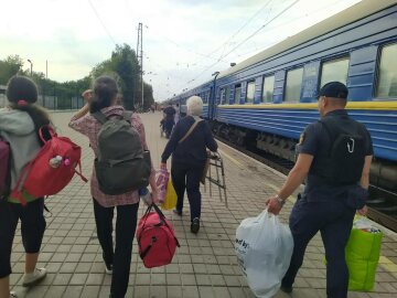 Йде евакуація населення: окупанти впритул підійшли до ще одного міста