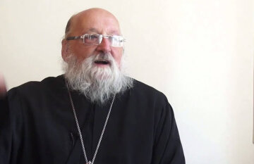 "Чому в аптеках немає ліків?": священик з Донбасу, який підтримав "руський мір" прозрів через 6 років окупації