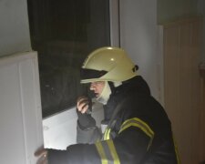 Пожар вспыхнул в роддоме Одессы, срочно съехались спасатели: кадры и что известно о пострадавших