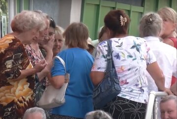 Грошова допомога для пенсіонерів у Одесі