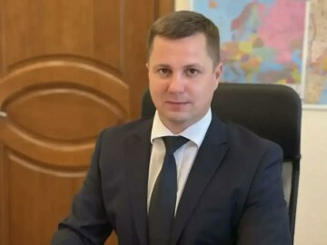 Владислав Суворов