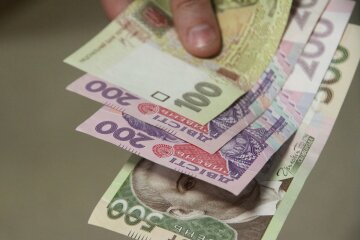 В Украине хотят поднять минималку до 7,5 тысяч гривен