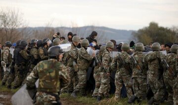 Сербия и Хорватия установили ограничения на пропуск мигрантов