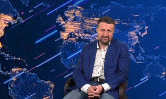 На госзакупках приблизительно 10 млрд долларов в год выкачивается из страны, - Тарас Загородний