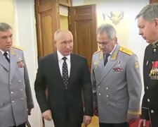 Володимир Путін з генералами і Сергієм шойгу