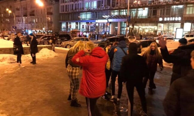 Побиття чоловіка в Києві вже не перший злочин зграї школярів: «боїться навіть поліція»