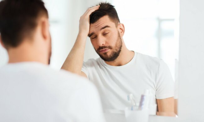 слабость болит