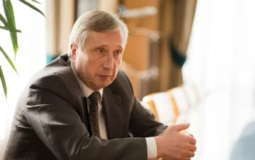Михаил Згуровский