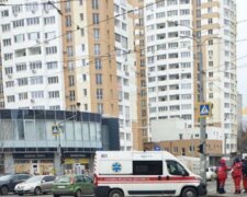 У Харкові вантажівка переїхала жінку: водій втік з місця злочину, фото