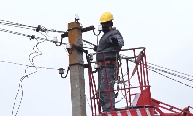 Графіки відключення світла у Полтавській області на 25 березня