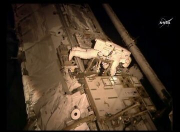Ракета «Союз» доставила на МКС новую смену астронавтов (видео)